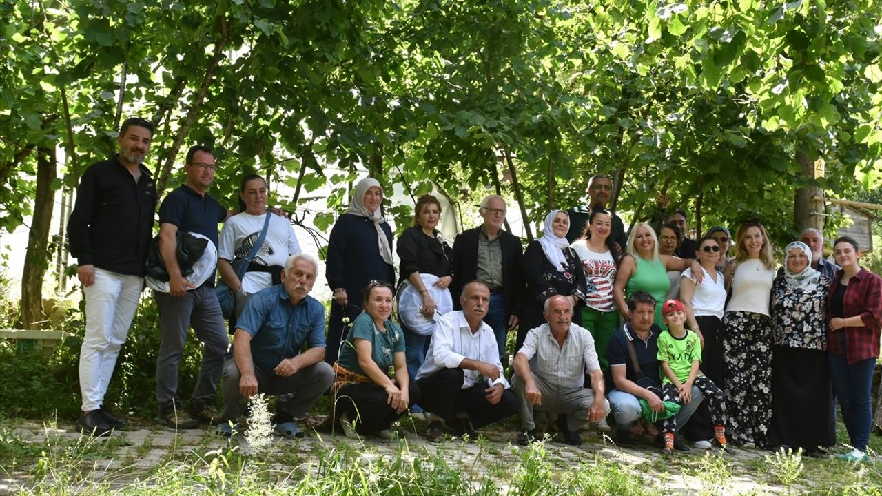 Artvin'de Apiturizm Faaliyetleri Tüm Hızıyla Devam Ediyor