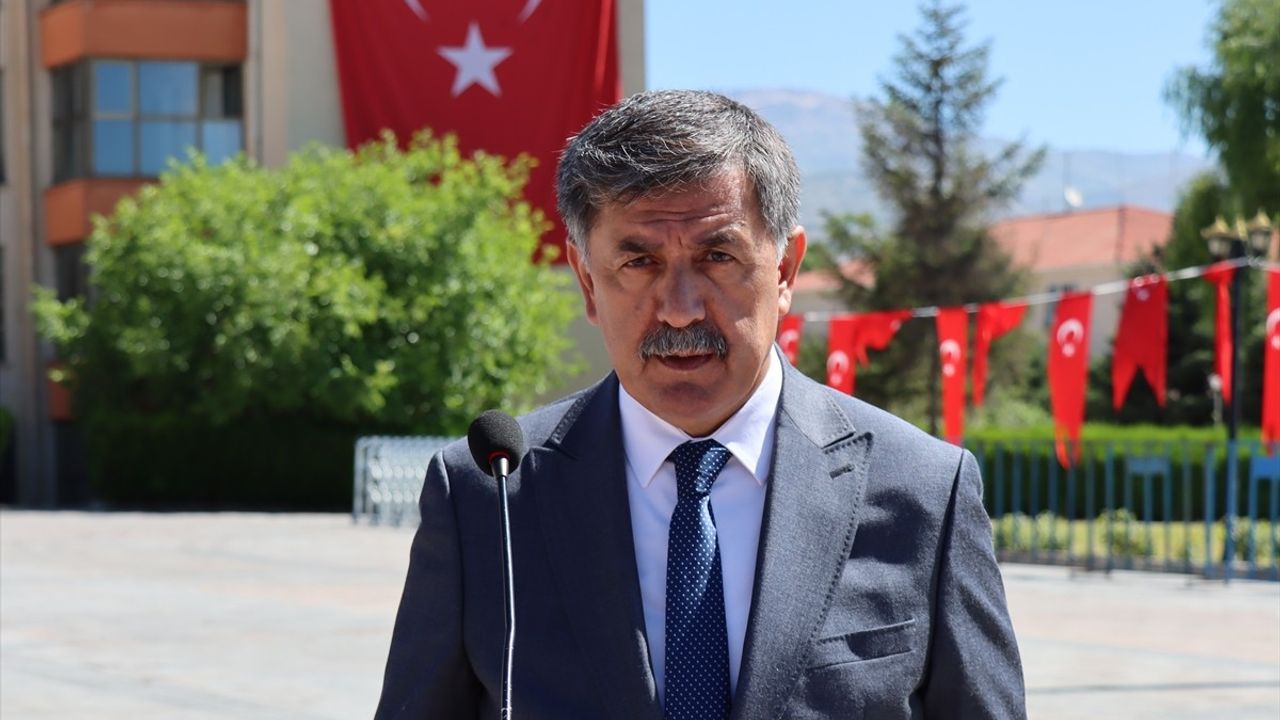 Atatürk'ün Erzincan'a Gelişinin 106. Yıl Dönümü Törenle Kutlandı