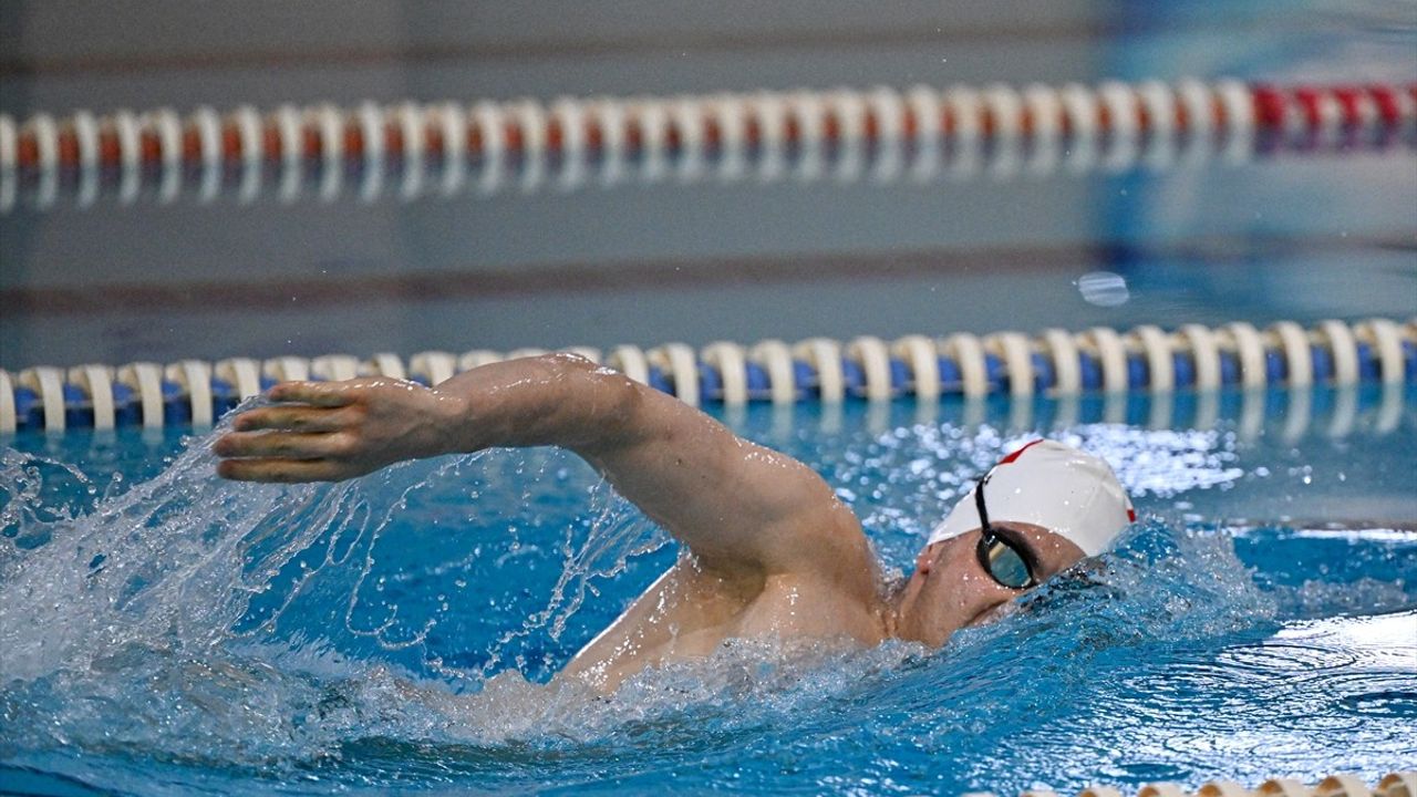 Avrupa Şampiyonu Yüzücü Kaan Efe Kaya, Akdeniz Oyunları'na Hazırlanıyor