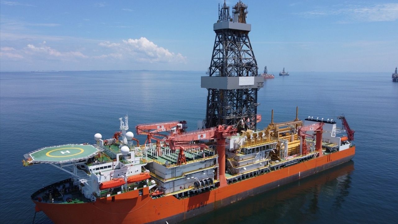 Bakan Alparslan Bayraktar: Yeni Sondaj Gemileri 2026'da Göreve Hazır Olacak