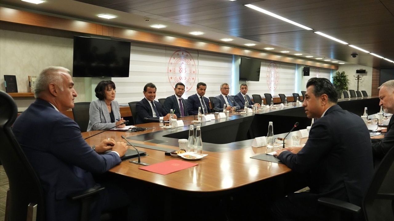 Bakan Ersoy, BETUYAB Yönetim Kurulu'nu Kabul Etti