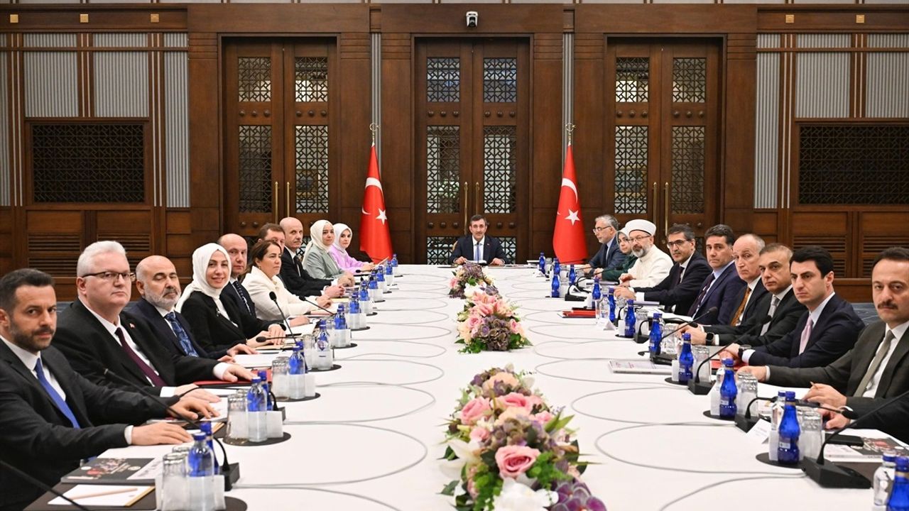 Bakan Göktaş, Nüfus Politikaları Kurulu Toplantısı'nda Strateji Hazırlıklarını Açıkladı