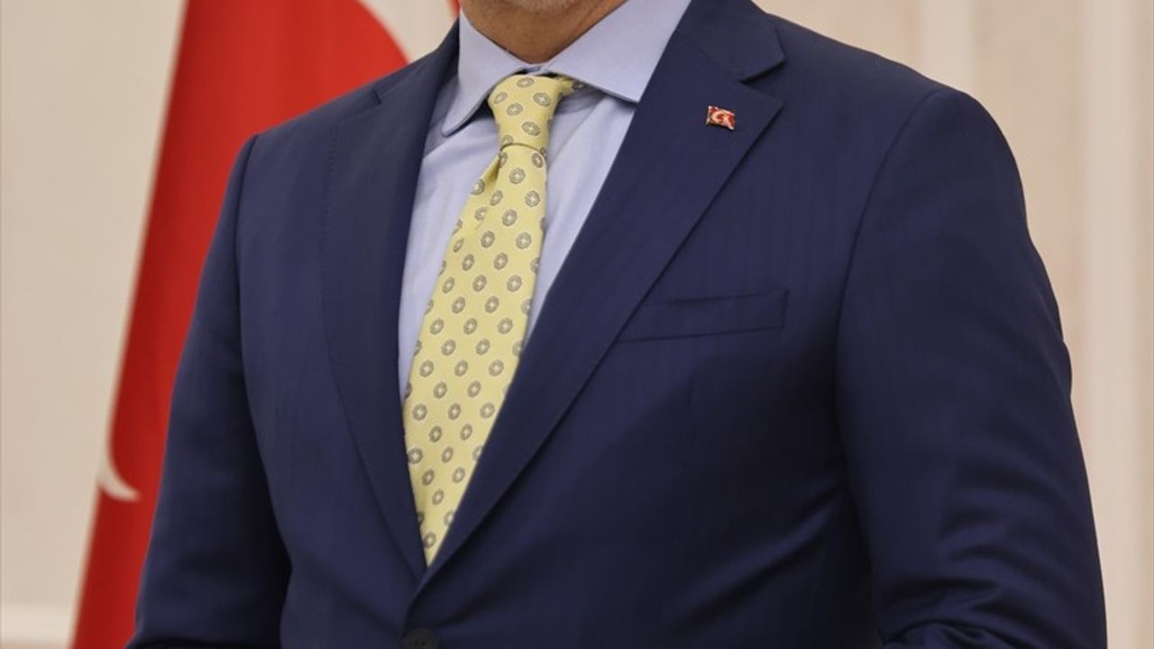 Bakan Işıkhan, Kamu İşçileri Zam Görüşmeleri Hakkında Açıklamalarda Bulundu