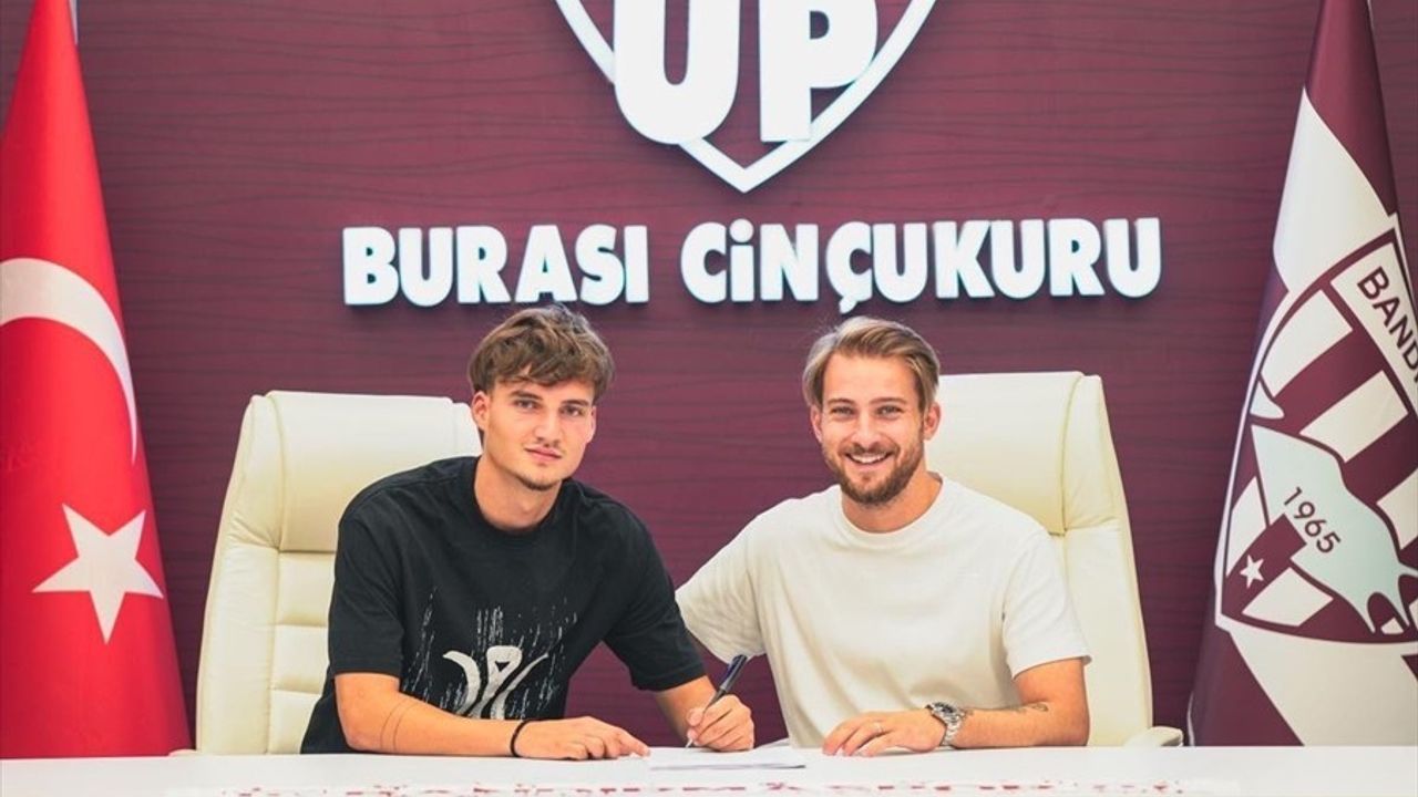 Bandırmaspor, Emirhan Acar ile 3 Yıllık Sözleşme İmzaladı