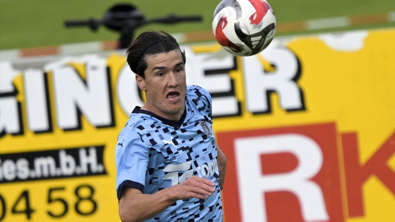 Başakşehir, Avusturya Kampını Tamamlayarak Fortuna Düsseldorf'u Yendi