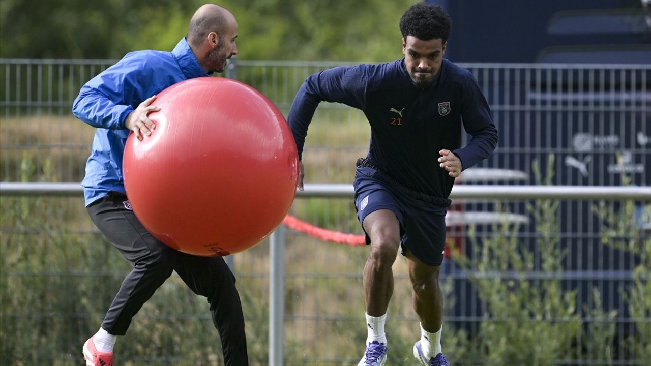 Başakşehir Futbol Takımı Avusturya Kampına Devam Ediyor