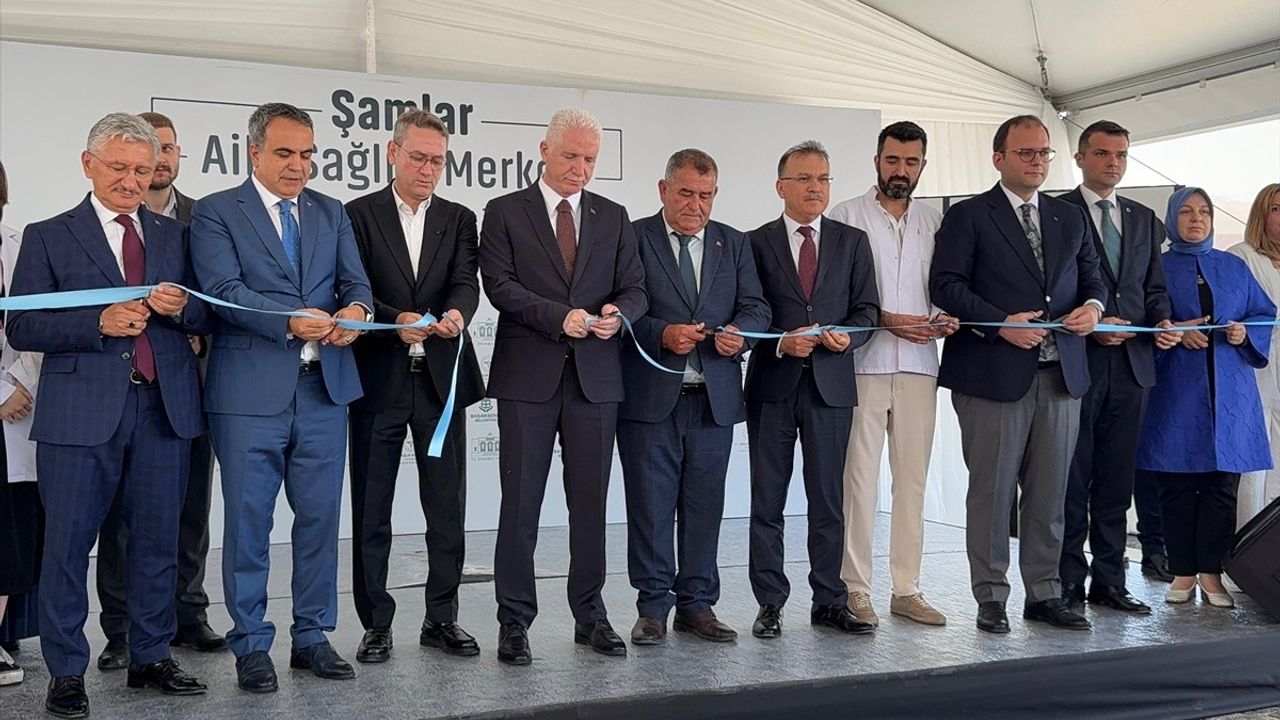 Başakşehir Şamlar Aile Sağlığı Merkezi Resmi Açılışı Yapıldı