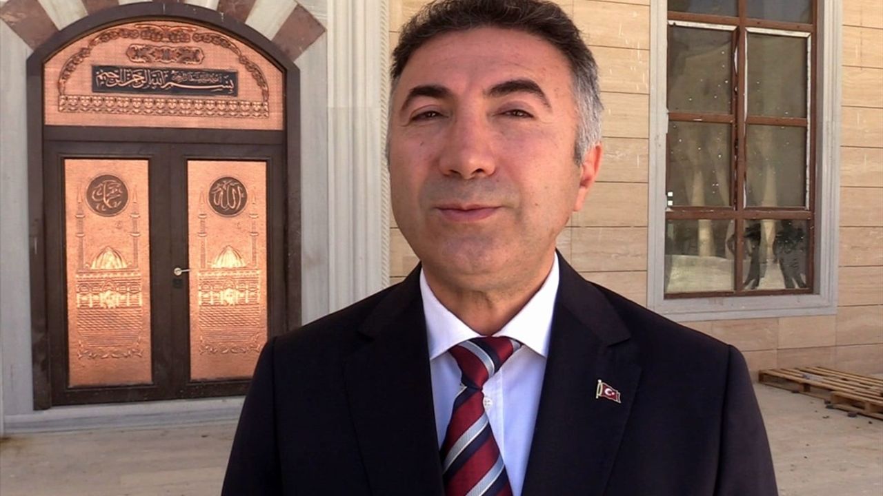 Batman Üniversitesi'nde En Büyük Üniversite Camisi İnşaatında Son Aşamalar