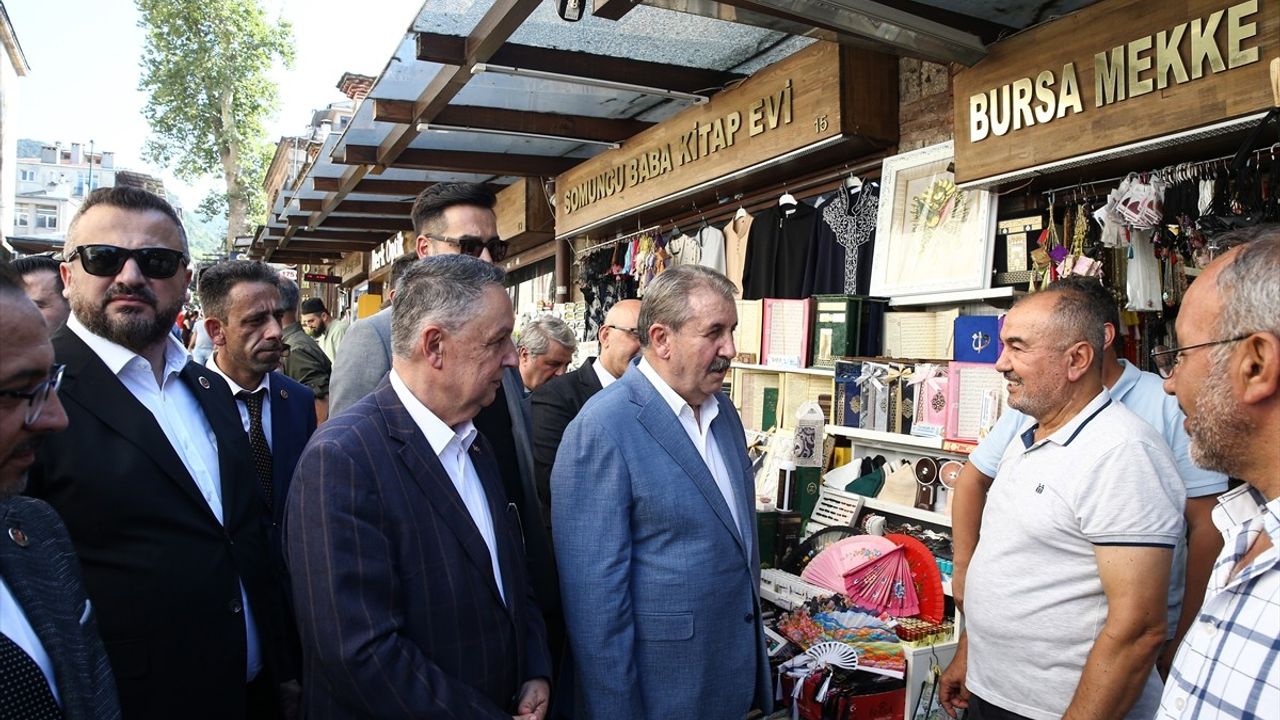 BBP Genel Başkanı Destici, Bursa'da Esnafı Ziyaret Etti