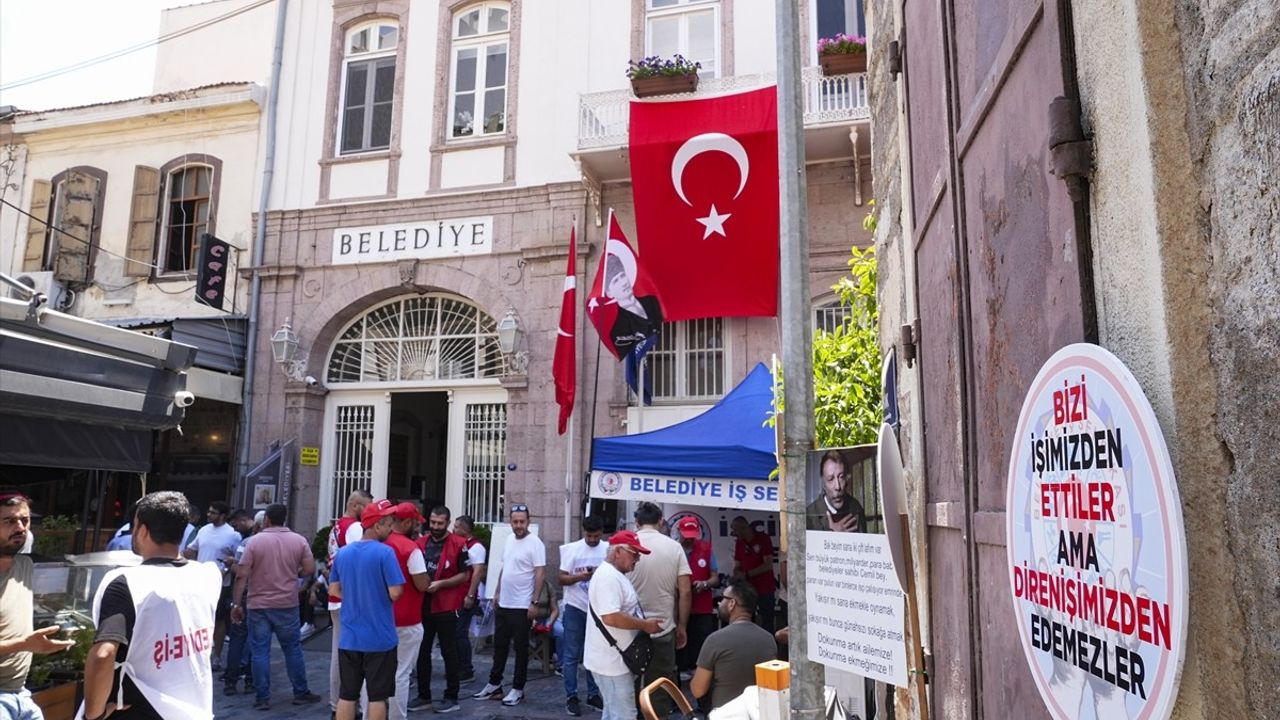 Belediye-İş'ten İzmir Büyükşehir Belediye Başkanı'na Tepki