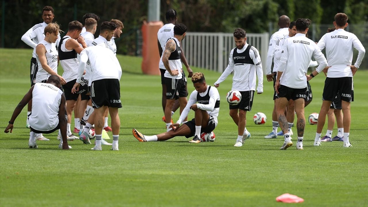 Beşiktaş Yeni Sezon Hazırlıklarına Devam Ediyor
