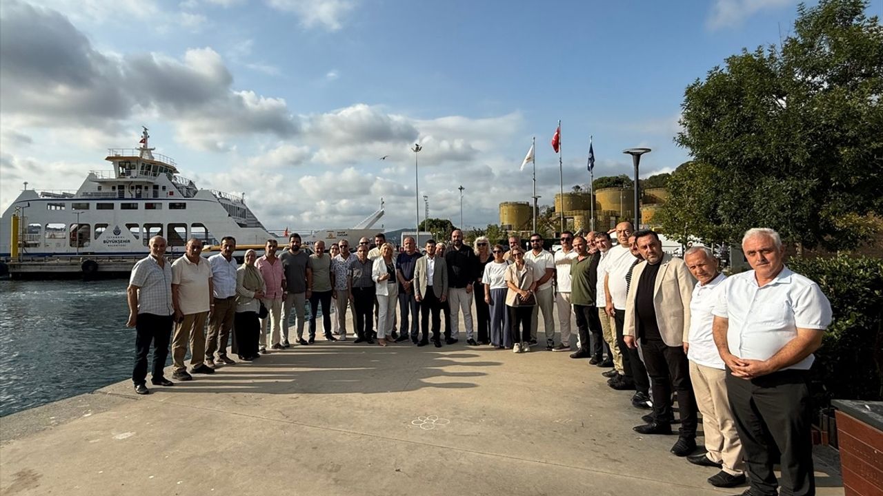 Beykoz'da İstinye-Çubuklu Arabalı Vapur Hattı'nın Kaldırılmasına Protesto
