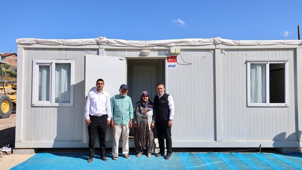 Bilecik'te Orman Yangınlarından Etkilenenler İçin Konteyner Kurulumları Tamamlandı