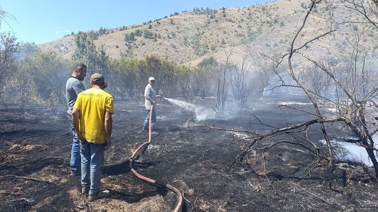 Bilecik'te Tarım Arazisindeki Yangın Kontrol Altına Alındı