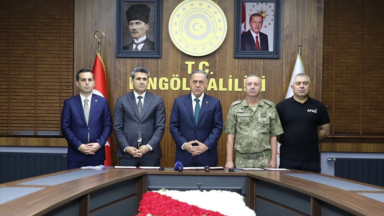 Bingöl'de Meşketçik AFAD Destek Üssü Geçici Barınma Alanı Kuruluyor