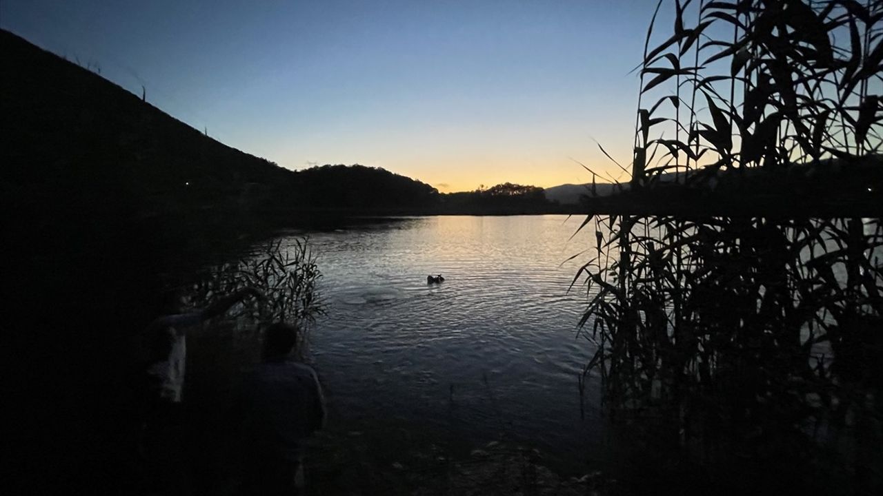 Bolu'da Alabora Olan Botun Ardından Genç Adamın Cansız Bedeni Bulundu