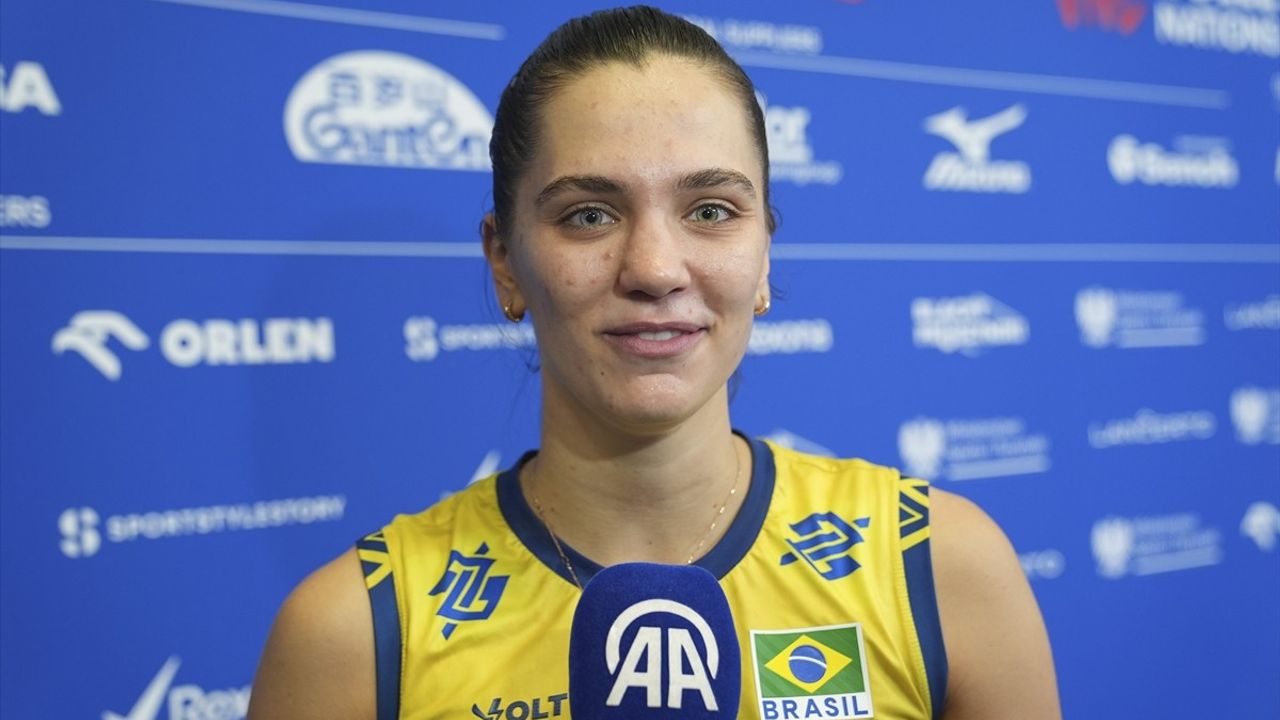 Brezilya Kadın Voleybol Takımı, Final Öncesi İtalya ile Karşılaşacak