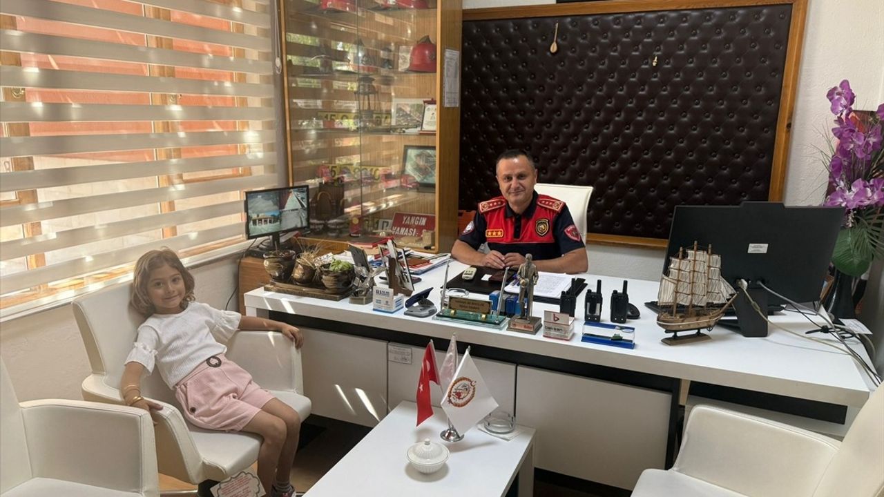 Burdur'da 5 Yaşındaki Çocuk, Yangını Fark Edip Ödüllendirildi