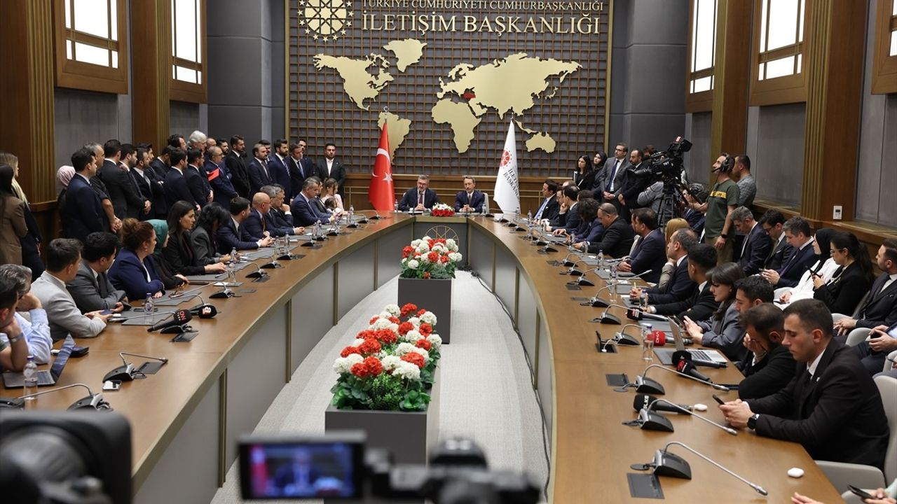 Burhanettin Duran, Cumhurbaşkanlığı İletişim Başkanlığı Görevini Devraldı