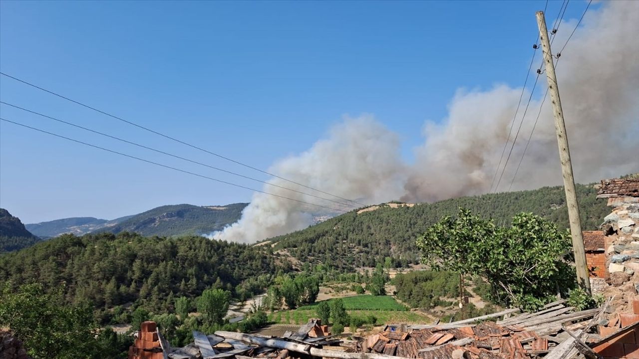 Bursa-Balıkesir Sınırında Orman Yangınına Hızlı Müdahale