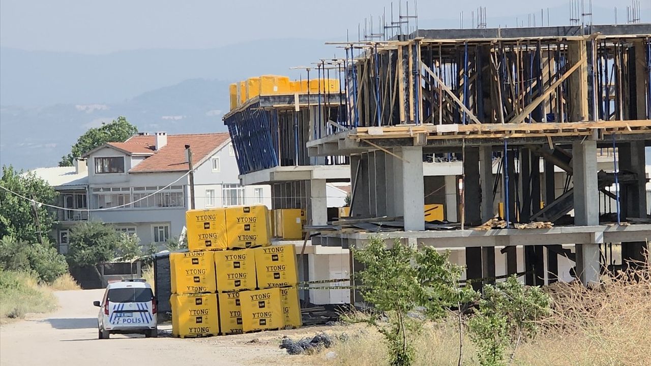 Bursa'da İnşaatta Düşen İşçi Hayatını Kaybetti