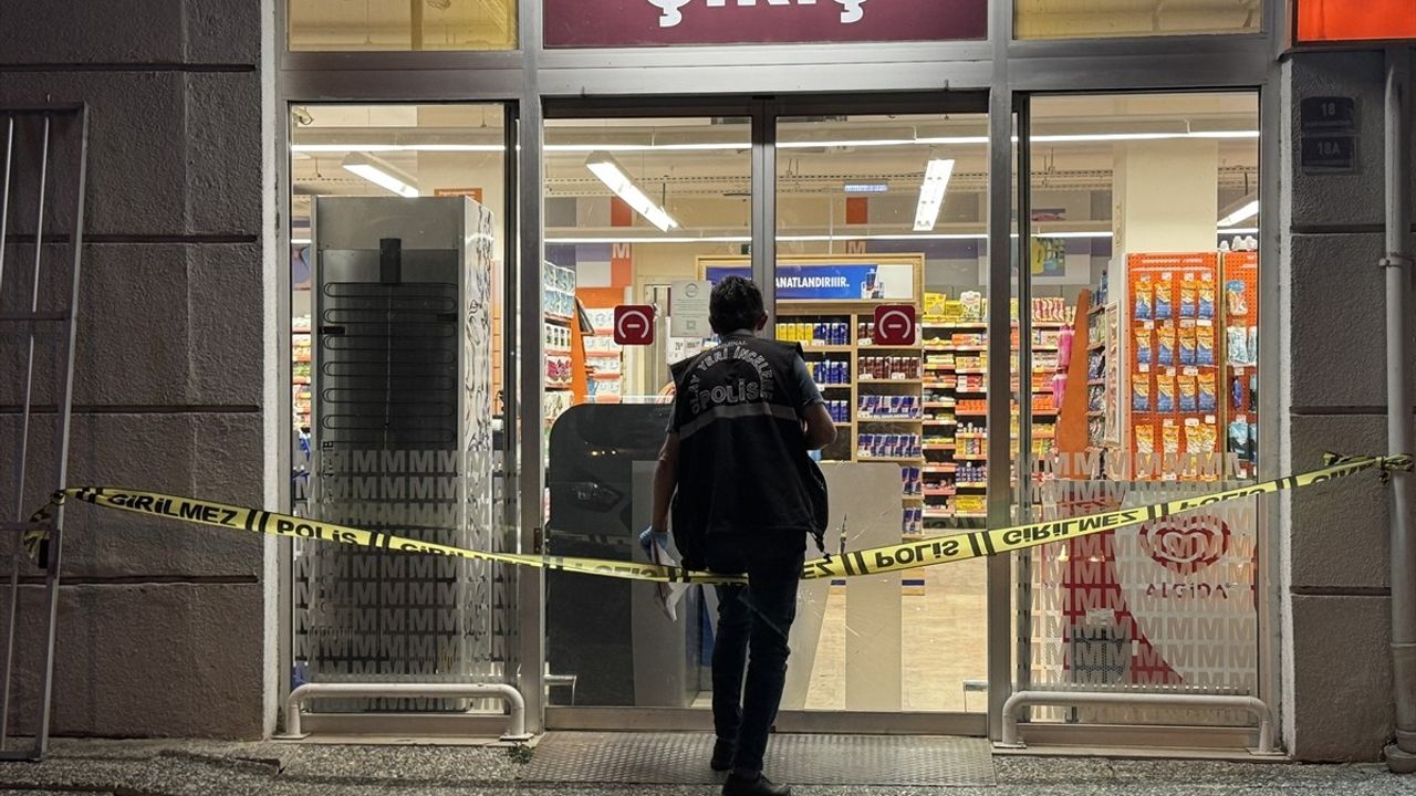 Bursa'da Markette Silahlı Yaralama Olayının Şüphelisi Yakalandı