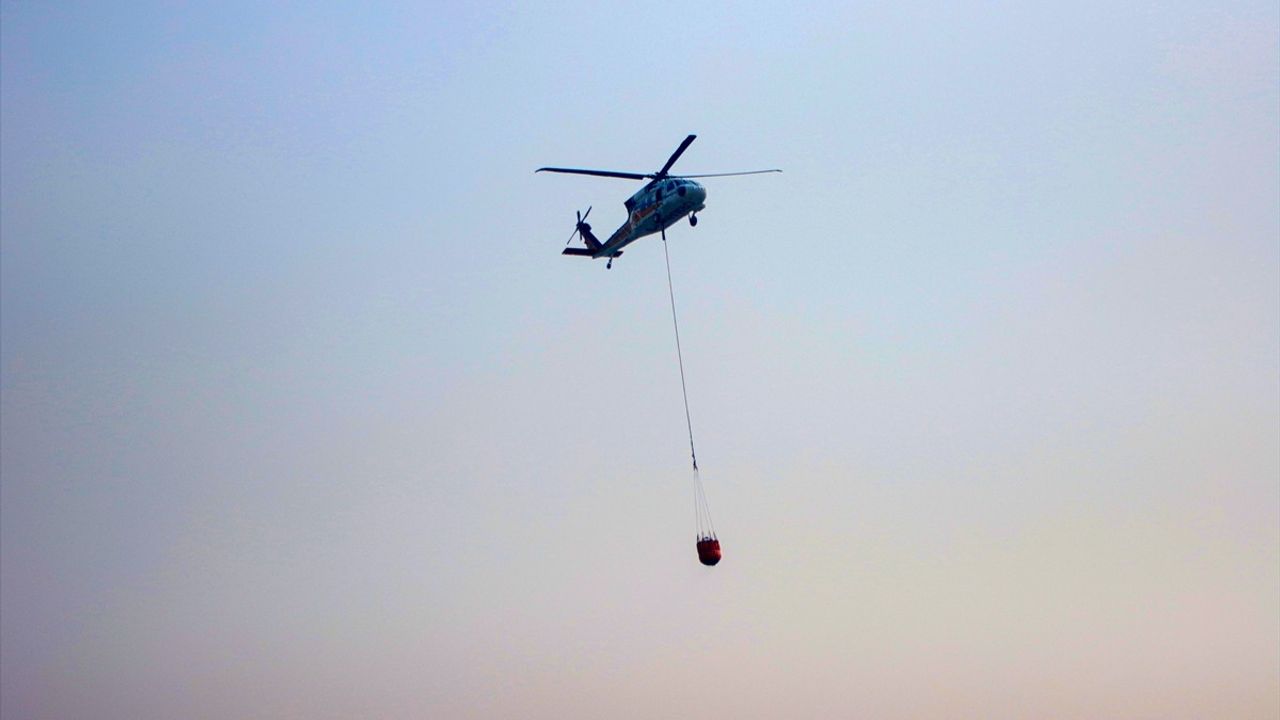Bursa'da Orhaneli-Harmancık Orman Yangınına Müdahale Devam Ediyor