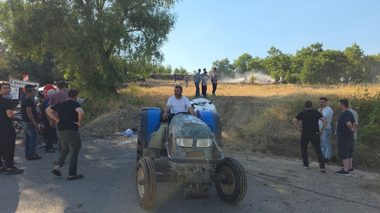 Bursa İnegöl'de Arazide Çıkan Yangın Kontrol Altına Alındı