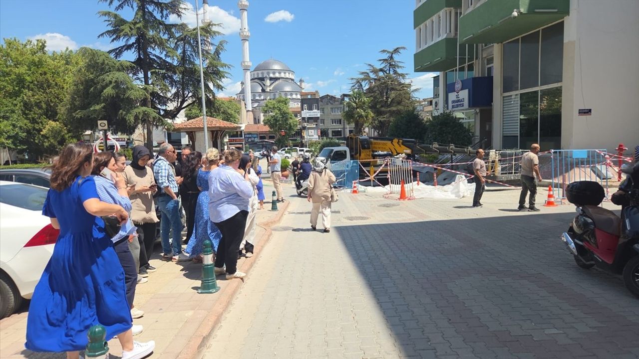 Bursa'nın Gemlik İlçesinde 4,3 Büyüklüğünde Deprem Gerçekleşti