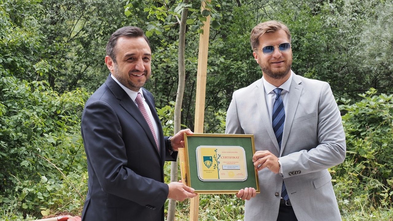 Büyükelçi Emin Akseki adına Bosna-Hersek'te hatıra fidanı dikildi