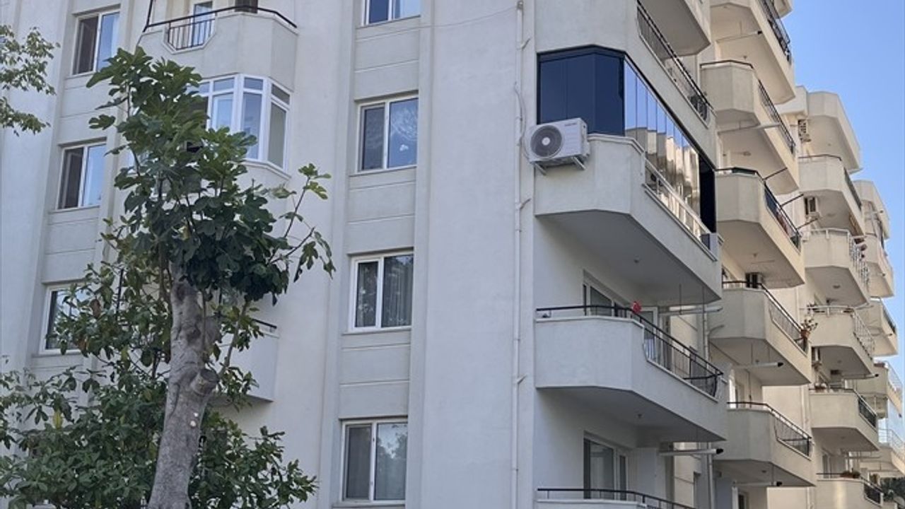 Çanakkale'de Özbekistan Uyruklu Kadın Evinde Ölü Bulundu