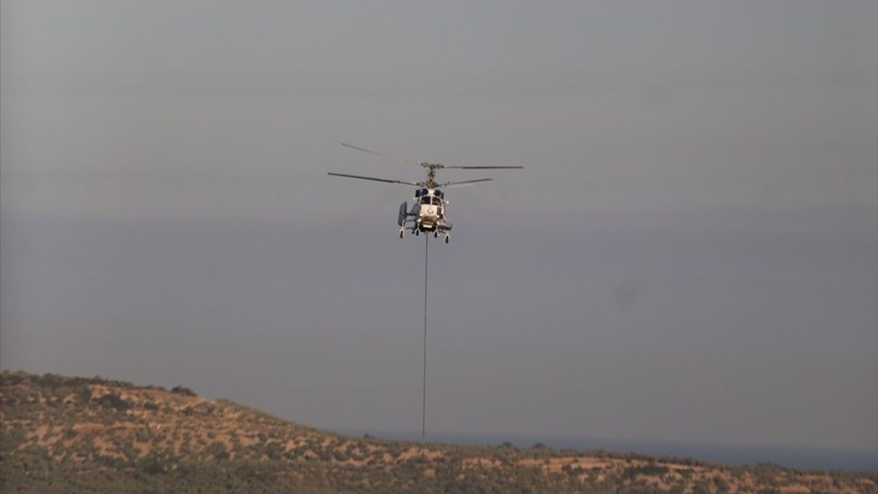 Çanakkale Valisi Toraman, Ayvacık'taki Yangın Bölgesinde Hasar Tespit Çalışmalarını İnceledi
