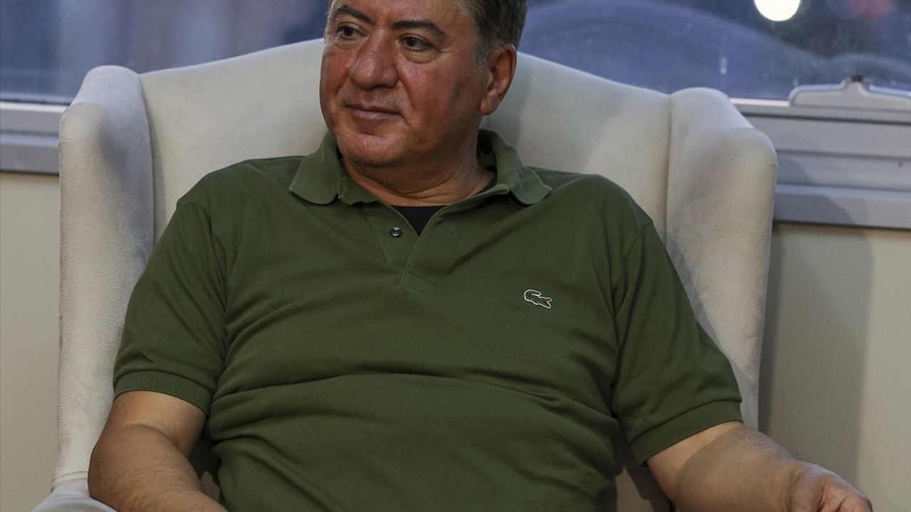 CHP Genel Başkanı Özel, Yaralanan Murat Emir'i Hastanede Ziyaret Etti