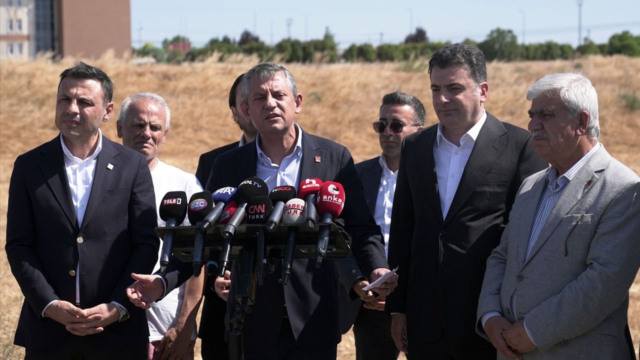 CHP Genel Başkanı Özgür Özel'den İmamoğlu Açıklamaları