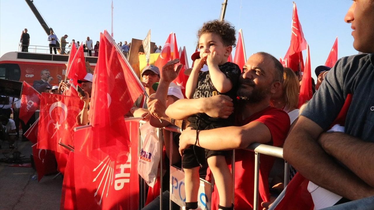 CHP Genel Başkanı Özgür Özel, Malatya'da Teröre Karşı Durduklarını Vurguladı