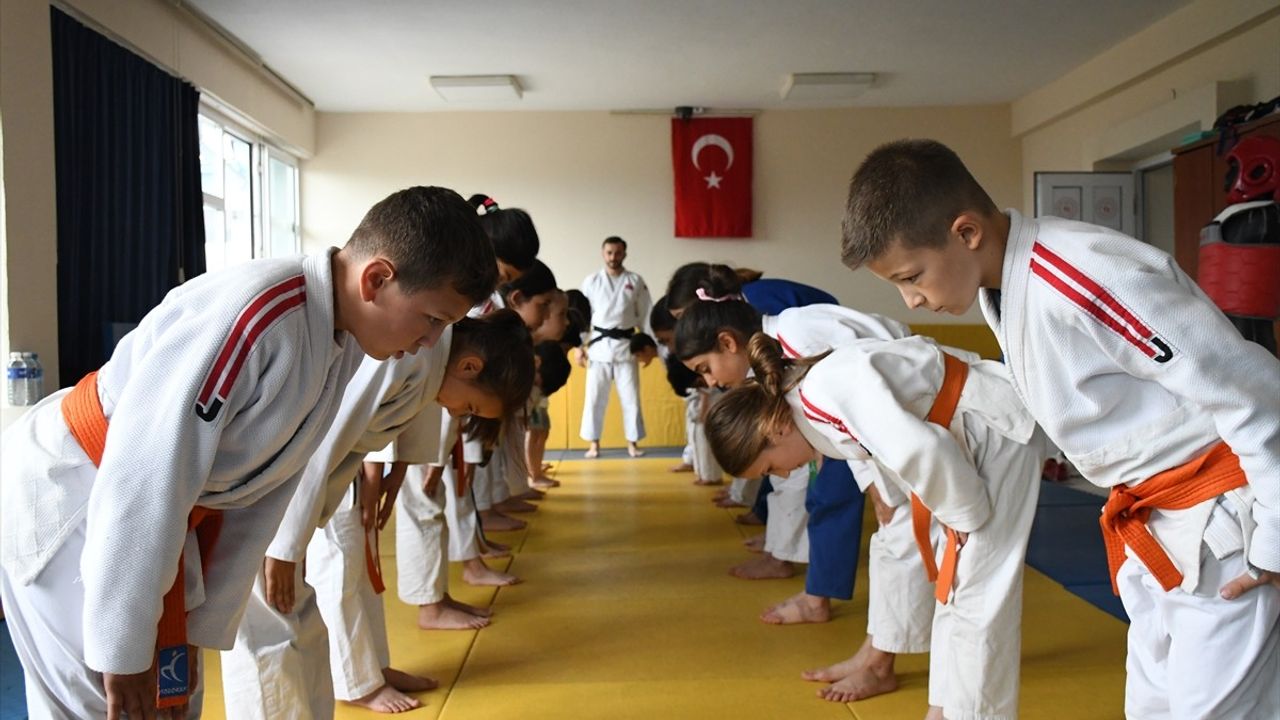 Çilimli'de Bireysel Spor Branşlarında Başarı Yükseliyor