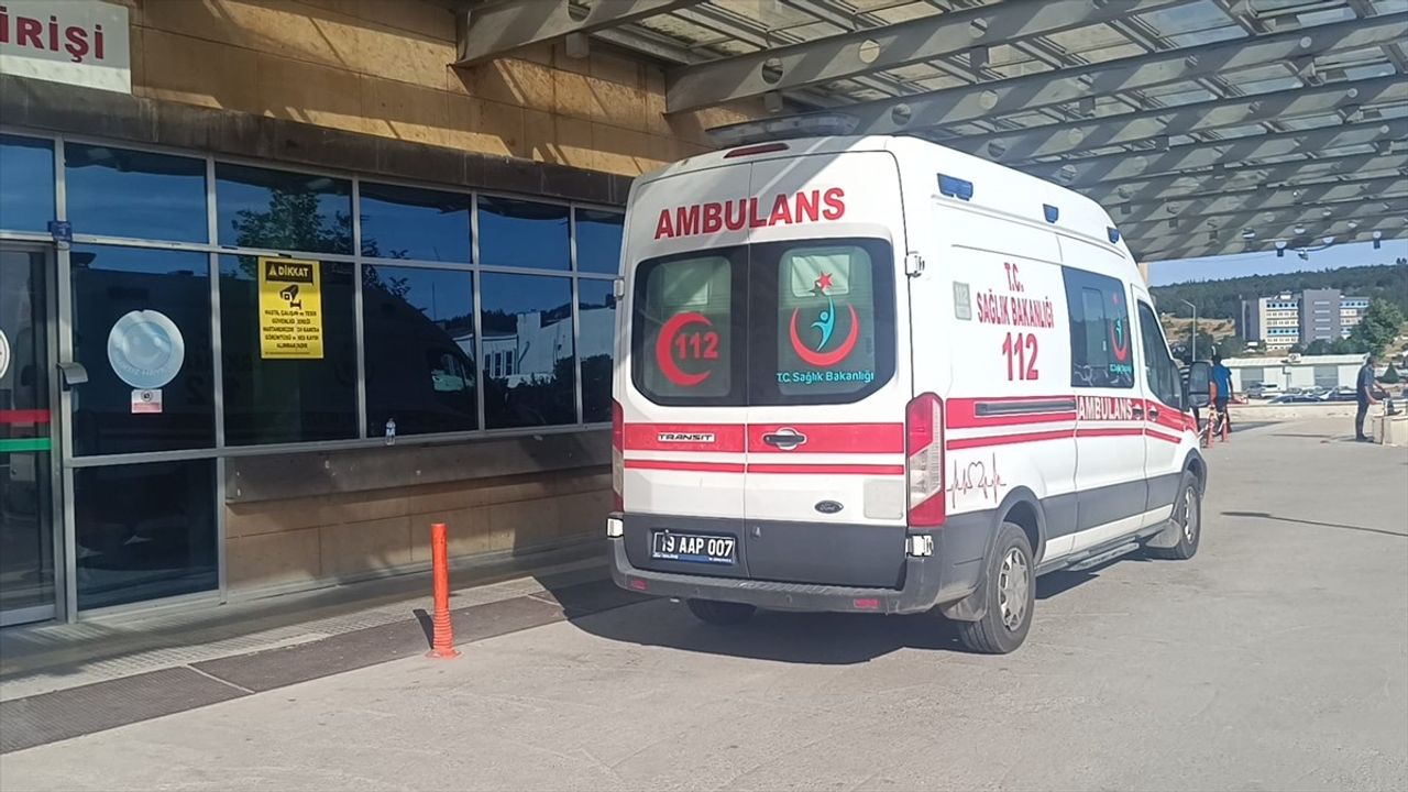 Çorum'da 5. Kattan Düşen Çocuk Hayatını Kaybetti