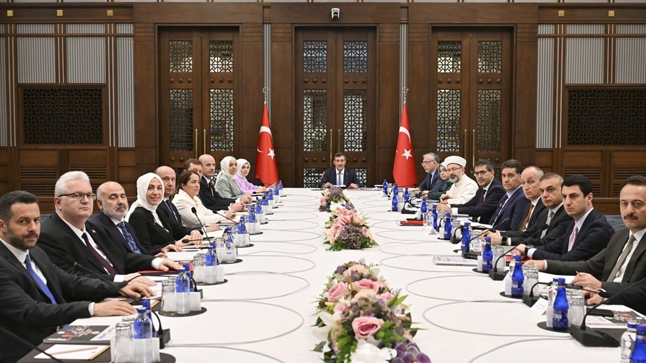 Cumhurbaşkanı Yardımcısı Yılmaz, Nüfus Politikaları Kurulu Toplantısı'nda Açıklamalarda Bulundu