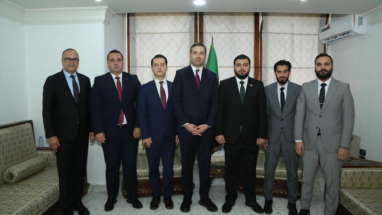 Cumhurbaşkanlığı İletişim Başkanlığı Heyeti, Suriye Enformasyon Bakanlığını Ziyaret Etti