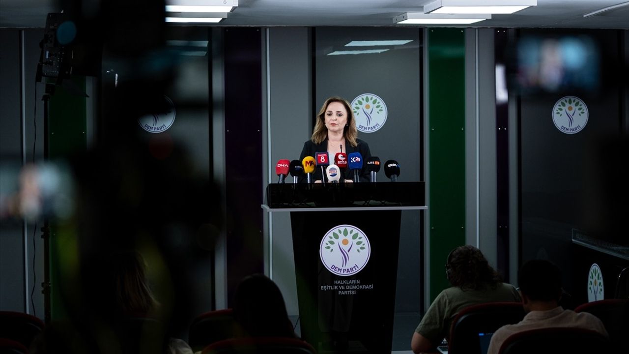 DEM Parti Heyeti, Adalet Bakanı ve Siyasi Partilerle Görüşmelere Başlayacak