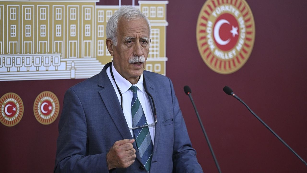 DEM Partili Çiftyürek: Açlık Sınırı 26 Bin Lirayı Geçti, Emeklilerin Durumu Kötüleşiyor