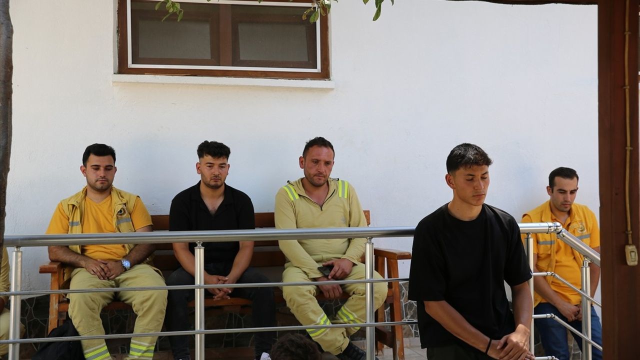 Denizli'li Orman İşçileri, Şehit Oldukları Yangında Aynı Gün İşi Başlamıştı