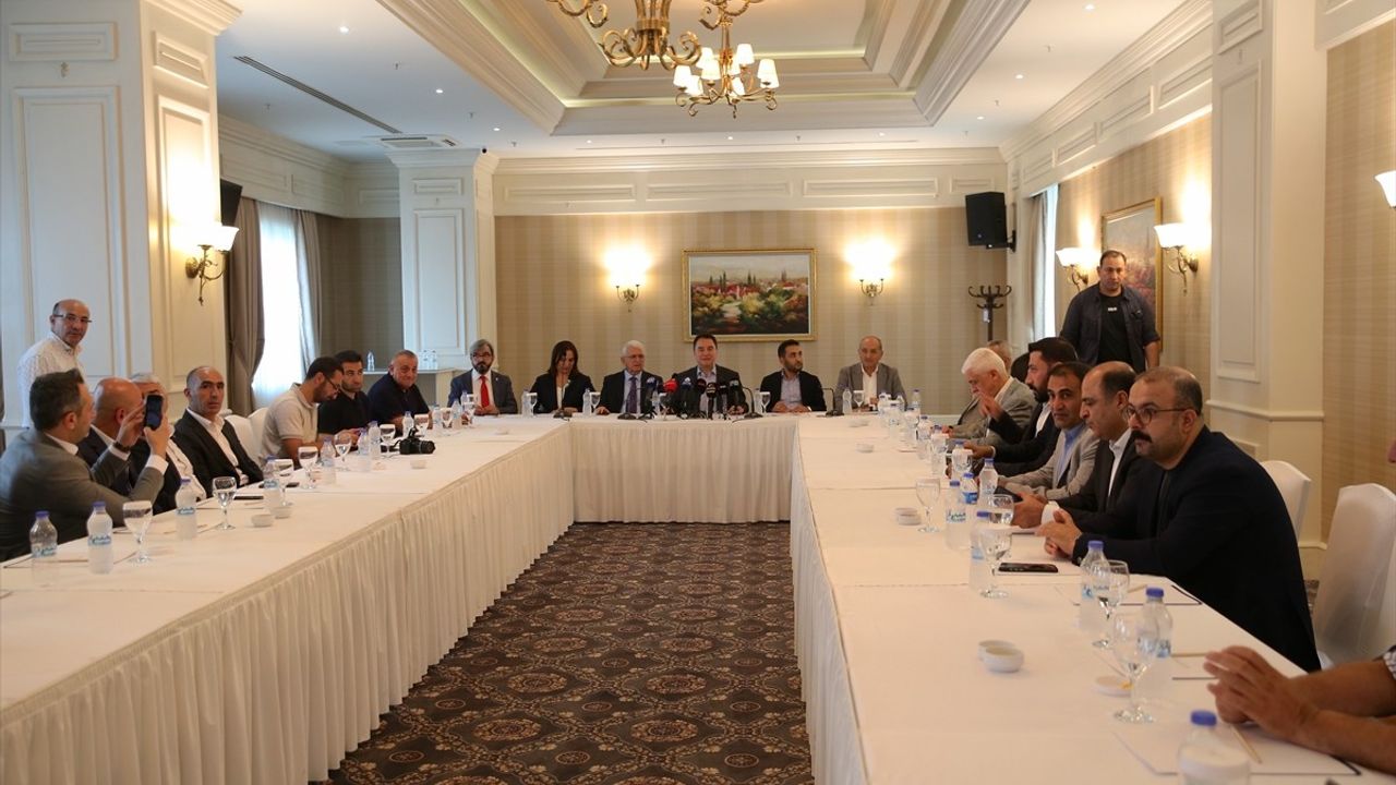 DEVA Partisi Genel Başkanı Babacan'dan Terörsüz Türkiye Açıklaması