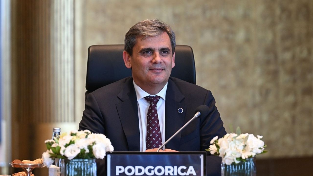 Dışişleri Bakanı Hakan Fidan, İstanbul'da Balkan Dışişleri Bakanları ile Bir Araya Geldi