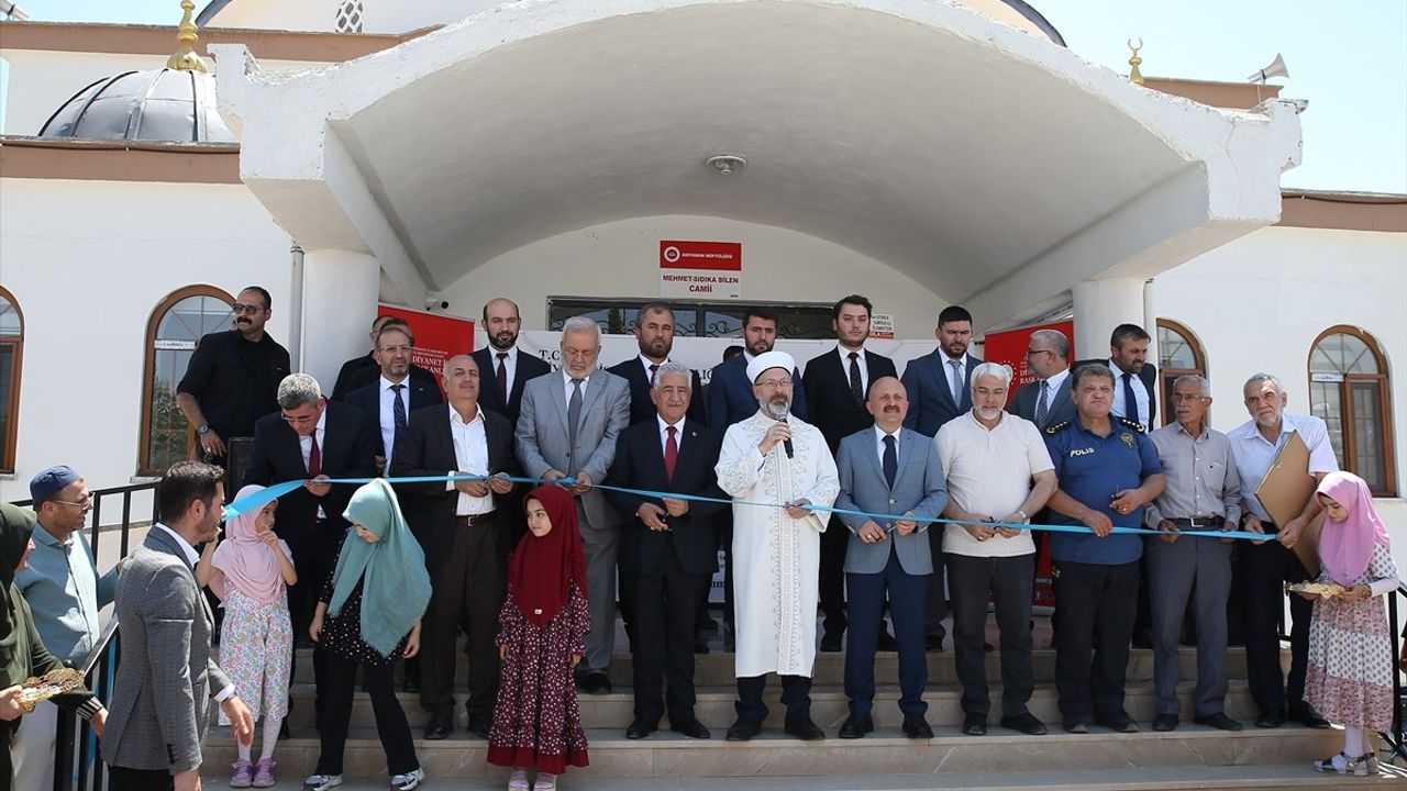 Diyanet İşleri Başkanı Erbaş, Adıyaman'da Camii Açılışında Önemli Açıklamalarda Bulundu