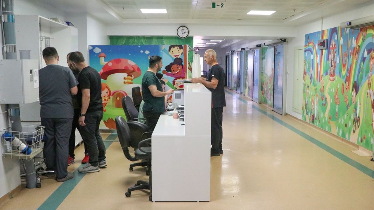 Diyarbakır'da Kalp ve Akciğer Hastaları için Pediyatrik ECMO Merkezi Açıldı