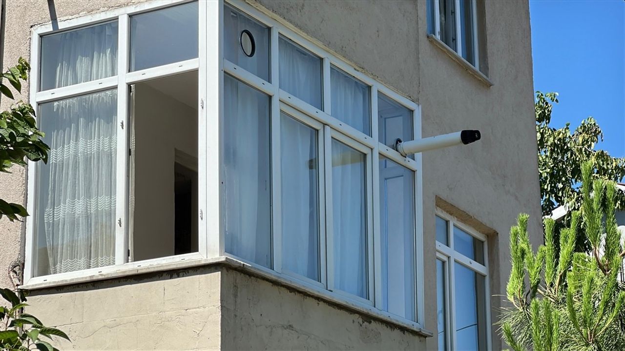 Düzce'de Bıçaklama Olayı: Bir Kişi Hayatını Kaybetti, Şüpheli Gözaltında