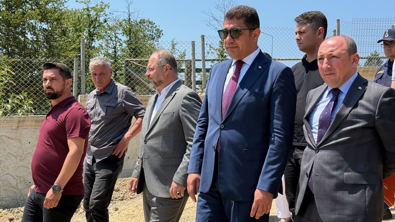 Düzce'deki Kurtsuyu Hayvan Barınağı ve Doğal Yaşam Alanı Genişletiliyor