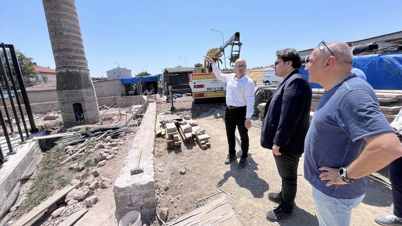 Edirne'deki Şeyh Şüceaddin Camisi'nin Restorasyonu Devam Ediyor