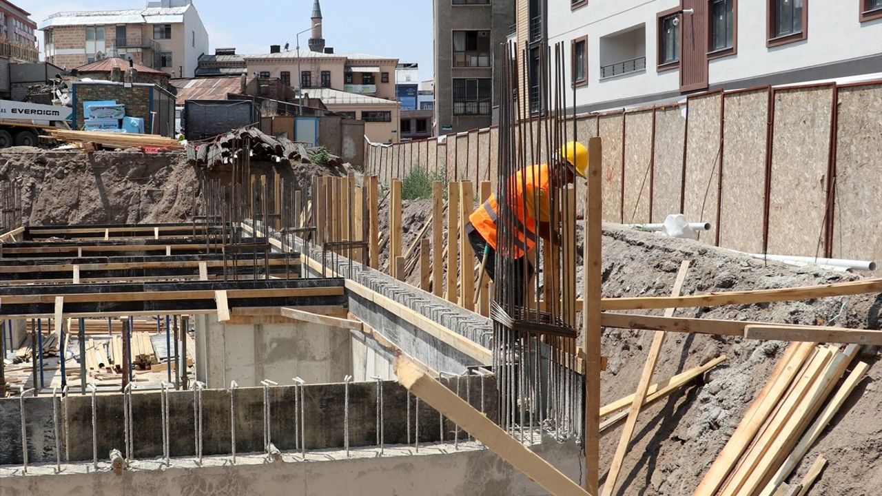 Erzurum'da Kentsel Dönüşüm Projeleri İçin Yeni Temel Atıldı